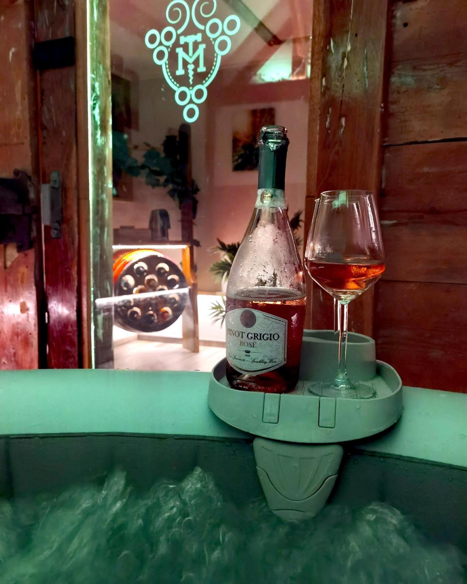 Vineyard Cottage Matej トレビニェ エクステリア 写真